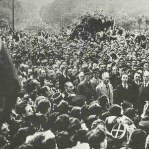 General de Gaulle enters Paris