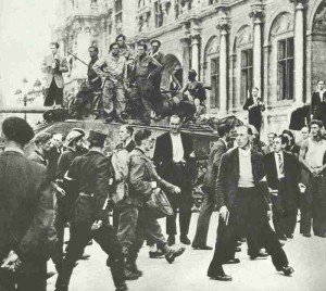 Capturing of German POWs in Paris 1944
