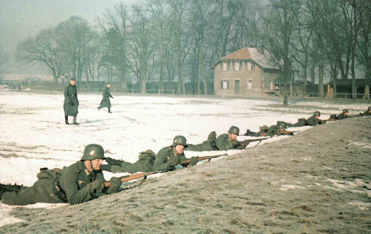 Conscripts of the Wehrmacht during basic training