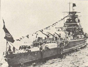 Admiral Graf Spee enters Montevideo 