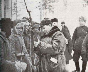 General T.F. Shtykov inspects the weapons of his troops on the Leningrad Front