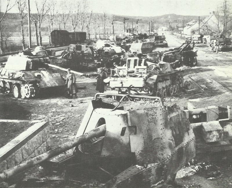 offensive of the 6th SS Panzer Army to Budapest is brought to a halt