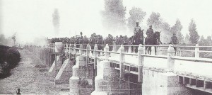 Italians crossing Isonzo