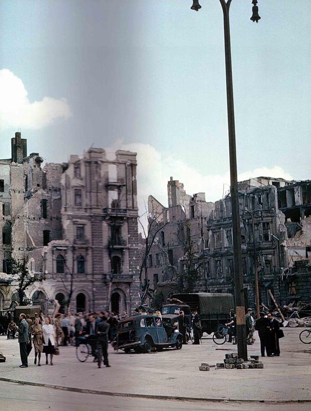 British soldiers in Berlin