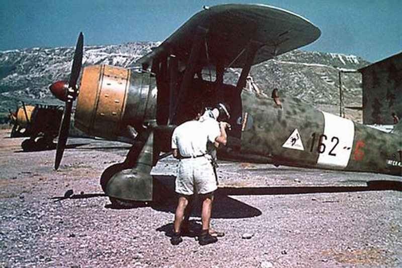 Italian Air Force and Navy WW2 Weapons