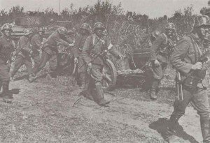Hungarian troops manhandle a PAK38 50mm anti-tank gun 