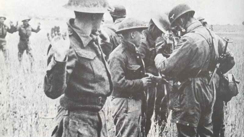 Surrender of British soldiers on Crete