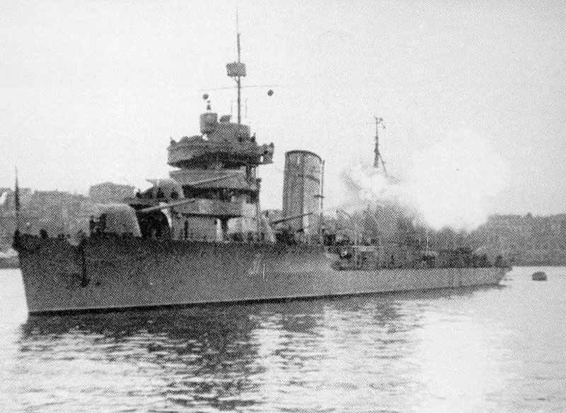 Russian destroyer