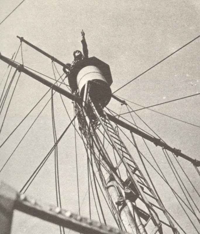 crow's nest of escort ship