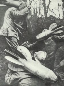 French soldiers drag wing mines