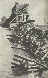 Repair of a bridge across the Dnieper