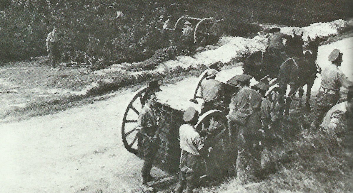 British 18-pdr field guns deployed