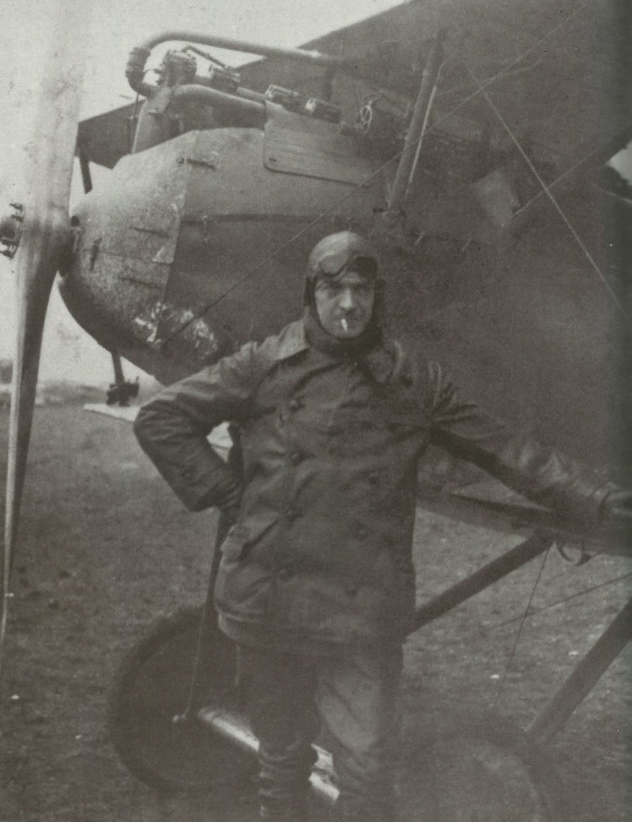 Emil Meinecke poses beside his Halberstadt fighter