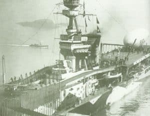  'HMS Furious' with a Sea Scout Z anti-submarine balloon