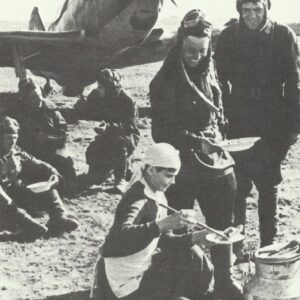 Lunch break at a Russian fighter squadron