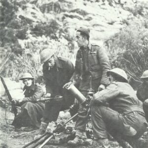 British 3-inch mortar crew