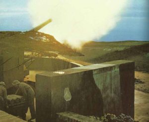 British heavy shore artillery gun