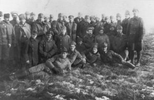 Fraternisation between Austro-Hungarian and Russian soldiers 