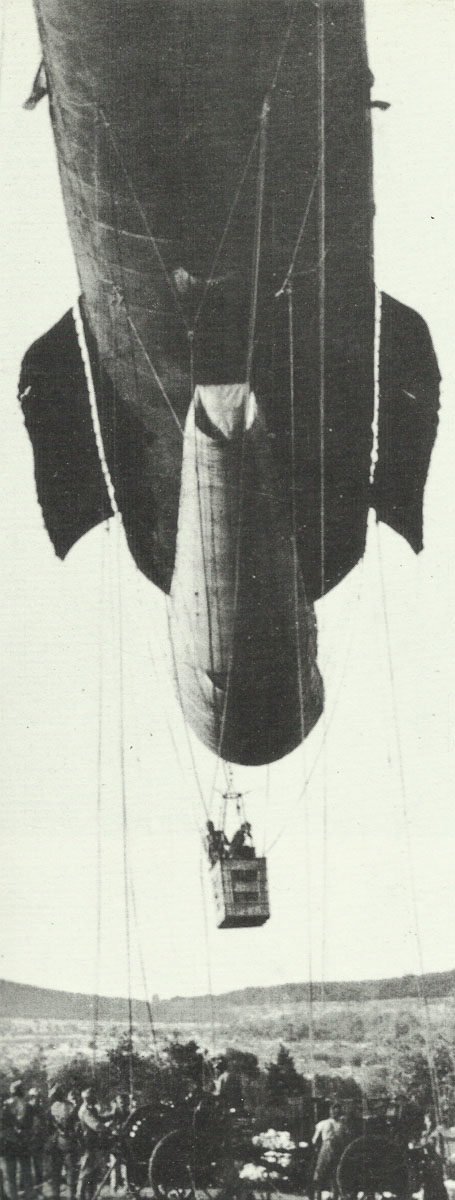 kite balloon on the Italian front