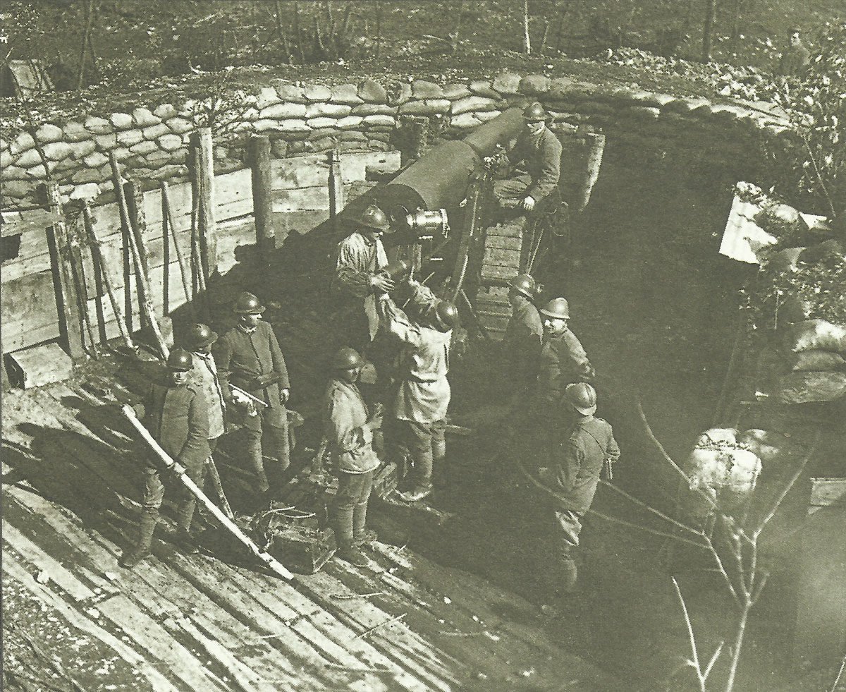 Italian artillery gun at the Piave