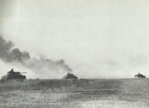 German tanks roll forward to Prokhorovka 