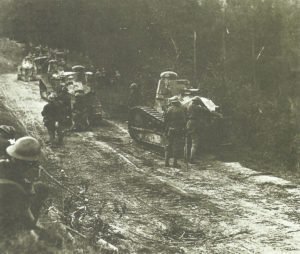 US soldiers with French FT-17 tanks