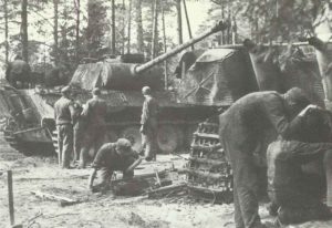 Workshop of a German Panzer division with new Panther tanks