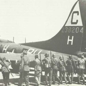 B-17 G emergency landing at Genf-Cointrin