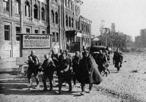 Soviet troops enter Vitebsk