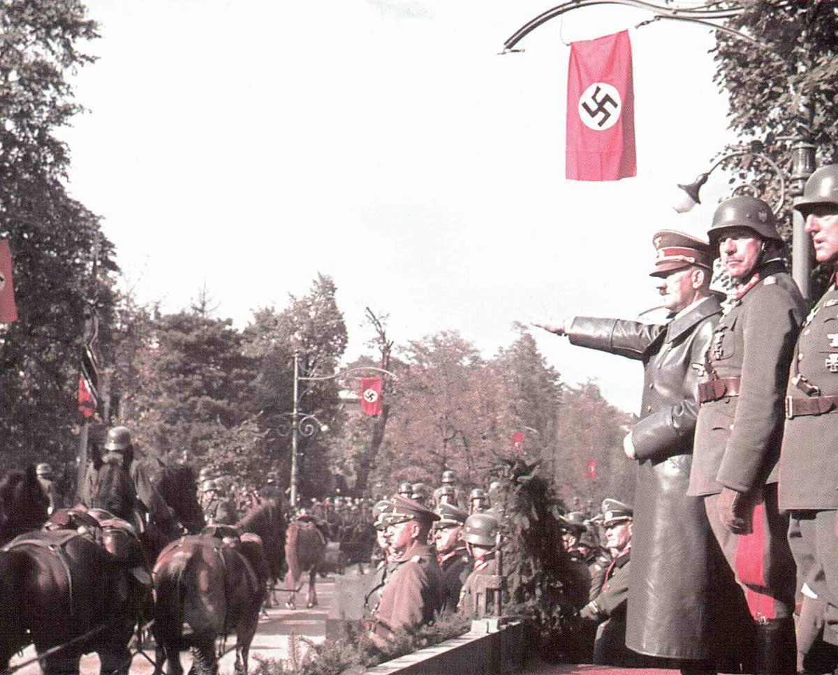 Hitler victory parade warsaw