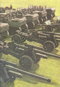 10.5 cm field long-range cannons