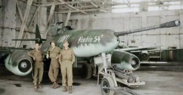 Me 262 A-1a/V083