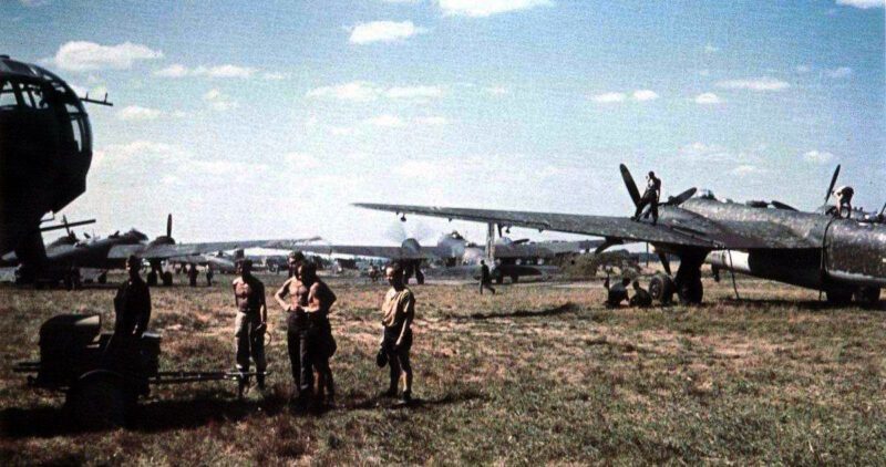  airfield with He 177