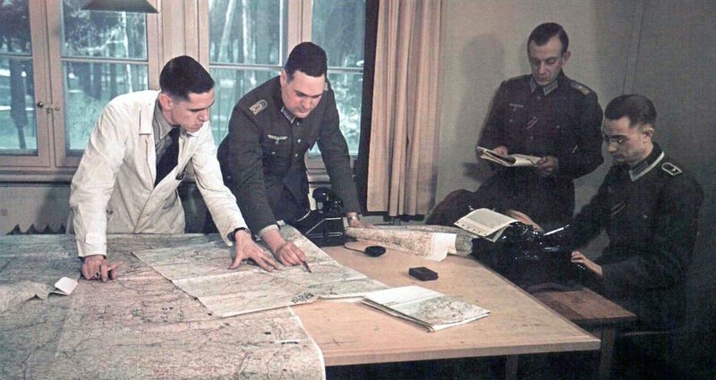 Personnel at the Führer's headquarters in Wolf's Lair